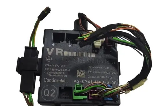 Mercedes-Benz GLA W156 Door control unit/module A1669000518
