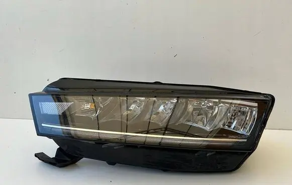 Skoda Octavia Mk4 Headlight/headlamp 5E4941015