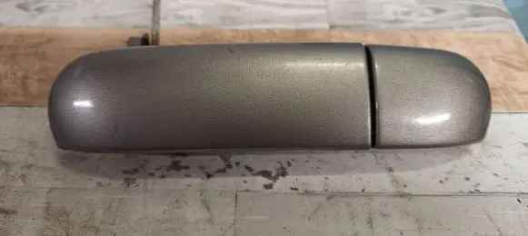 Mitsubishi Colt Tailgate trunk handle 