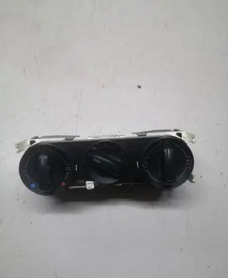 Volkswagen Polo V 6R Climate control unit 6R0820045D