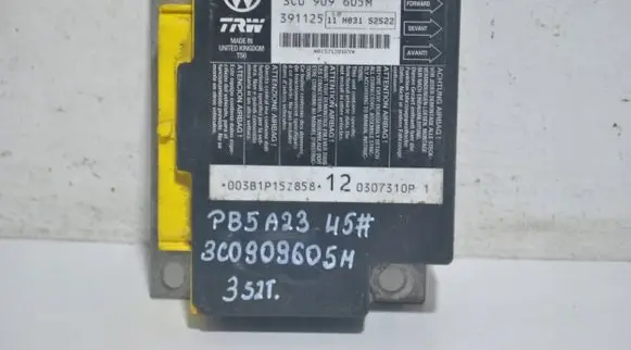 Volkswagen PASSAT B6 Airbag control unit/module 3C0909605M