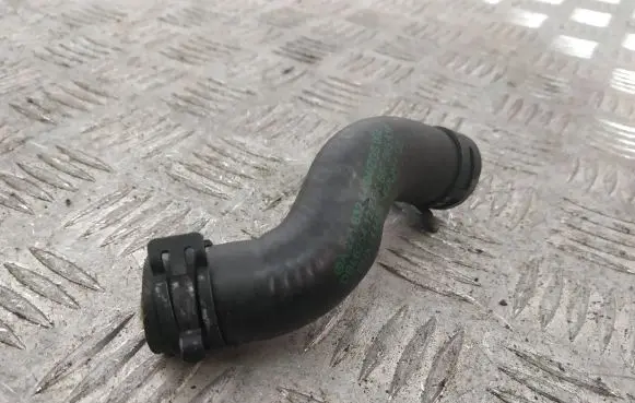 Mercedes-Benz S W221 Engine coolant pipe/hose A2218324494