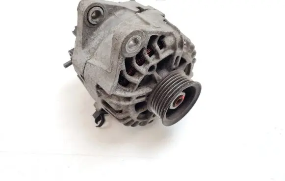 KIA Sportage Generator/alternator 373002B600 2609780