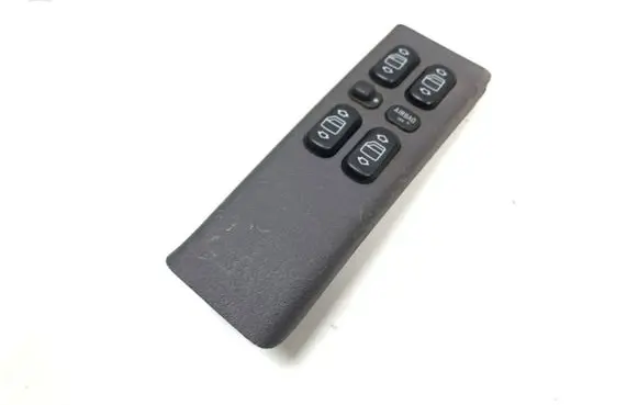 Mercedes-Benz A W168 Electric window control switch 1688202810 03753200 1686831308