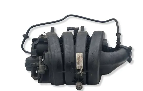 Opel Zafira B Intake manifold 55563685