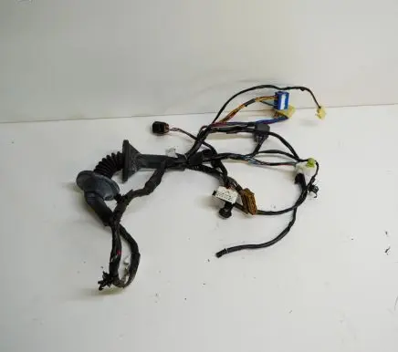 Mitsubishi Outlander Front door wiring loom 8512A377