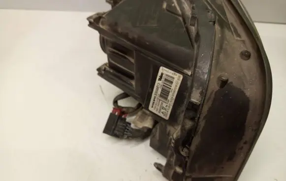 Volvo XC90 Headlight/headlamp 30698813