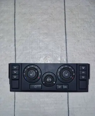 Land Rover Discovery 3 - LR3 Climate control unit N22857