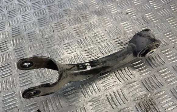 Jeep Cherokee Rear upper control arm/wishbone