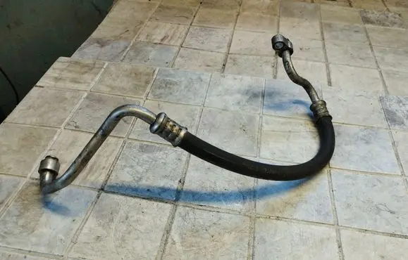 Honda FR-V Air conditioning (A/C) pipe/hose