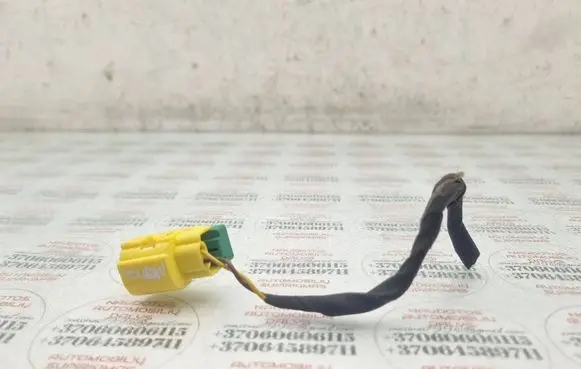 Volkswagen Touran I Other wiring loom 8K0973323S