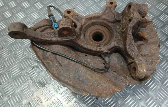BMW X5 E53 Front wheel hub spindle knuckle
