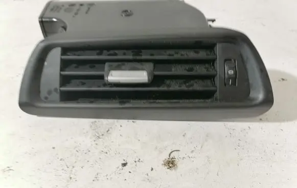 BMW 7 F01 F02 F03 F04 Dashboard side air vent grill/cover trim 9113794