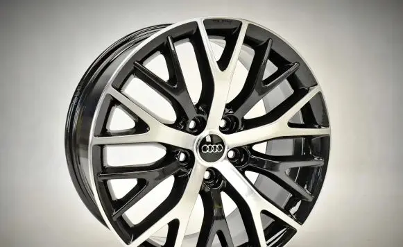 Audi A4 S4 B6 8E 8H R18 alloy rim 8E0071495