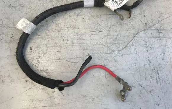 Opel Corsa D Positive cable (battery) 13337304