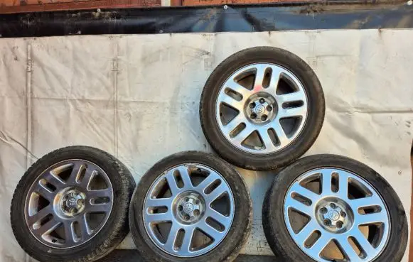 R20 alloy rim