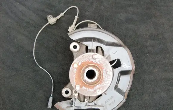 Mazda CX-5 Front wheel hub
