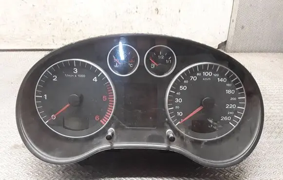 Audi A3 S3 A3 Sportback 8P Speedometer (instrument cluster) 8P0920930F