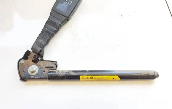 Opel Zafira B Front seatbelt buckle n13217491 33-080-3354