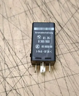 BMW X5 E53 Other relay 61358365960 8365960