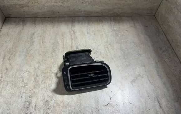 Volkswagen Polo V 6R Dashboard side air vent grill/cover trim 6R0819704