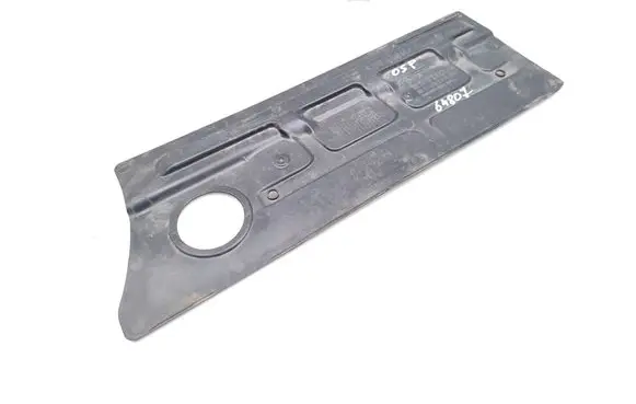 Renault Clio V Center/middle under tray cover 748U69710R