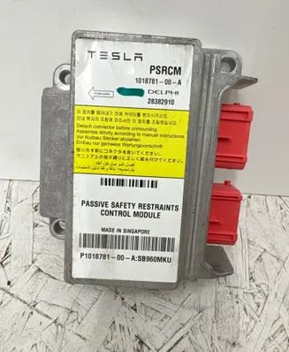 Tesla Model S Airbag control unit/module 101878100A