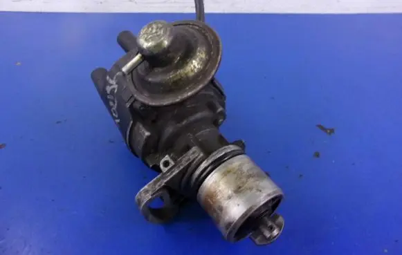 Mazda 323 Spark distributor 
