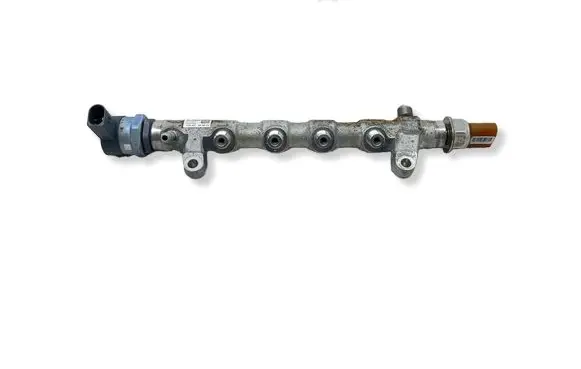 Volkswagen Scirocco Fuel pressure regulator 03L089M 057130764H 03L906051