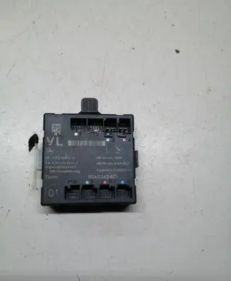 Mercedes-Benz C W204 Door control unit/module A2129004202 A2129028001 A2128203726