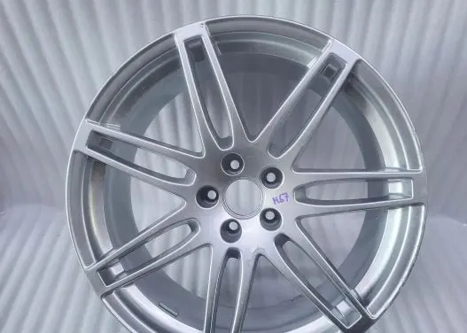 Audi Q5 SQ5 R20 alloy rim 