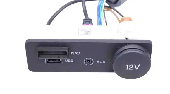 Jaguar F-Pace AUX in-socket connector 