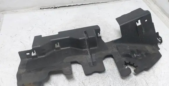 Volkswagen PASSAT B6 Radiator trim 3C0121283
