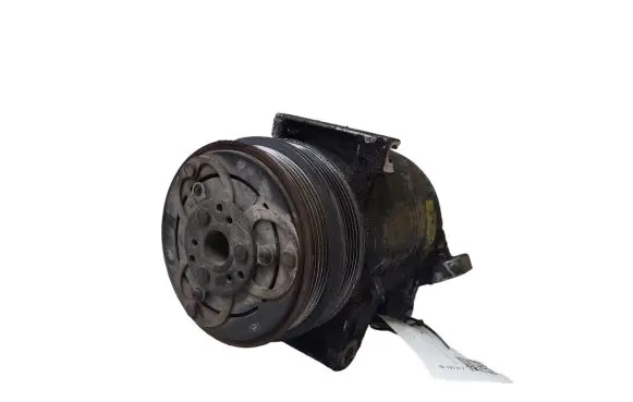 Volvo S40 Air conditioning (A/C) compressor (pump)