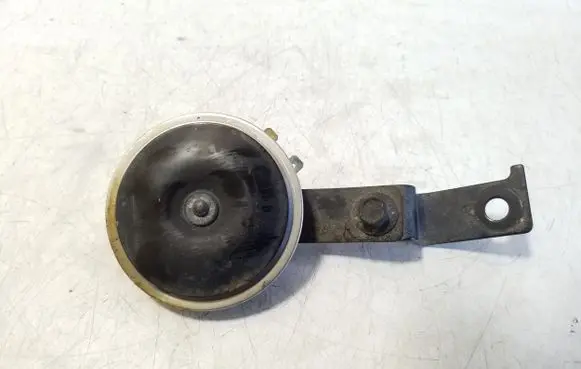 Nissan Navara D23 Horn signal E13000114