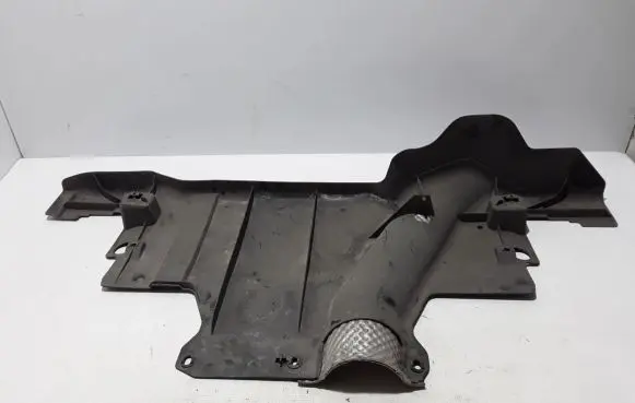 Mercedes-Benz GLA H247 Trunk boot underbody cover/under tray A2473522600