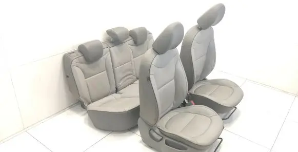 KIA Sportage Seat set 