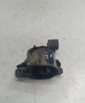 KIA Sportage Engine mounting bracket 3D1W5A4158