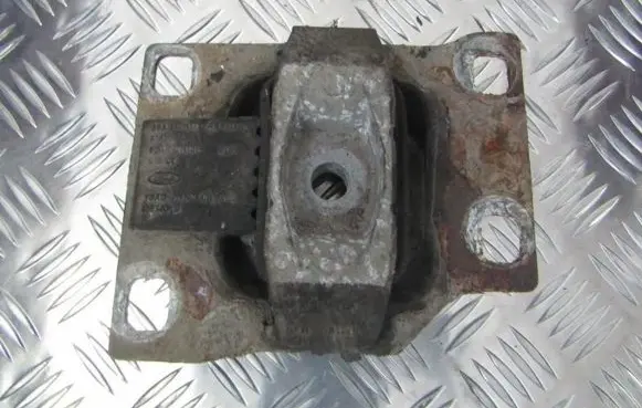 Ford Focus Engine mount bracket 98ab7m121a 98ab-7m121-a
