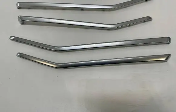 Mercedes-Benz E W212 Front door trim bar 