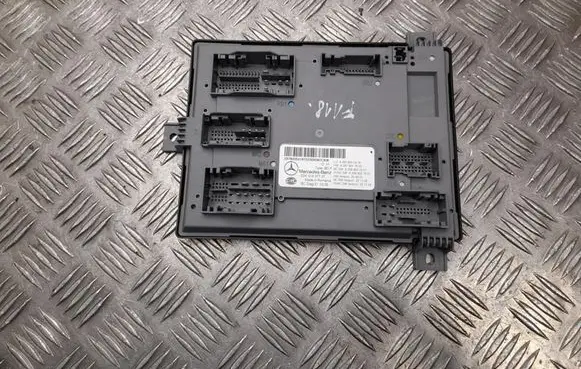 Mercedes-Benz EQE v295 Comfort/convenience module A2979005416