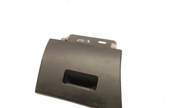 BMW 3 E46 Sunglasses storage box 8223192 51458223192 8197492