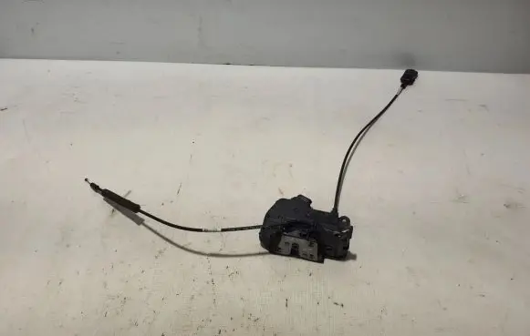 Renault Trafic III (X82) Front door lock