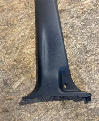 Nissan Navara D23 (B) pillar trim (bottom) 769164KJ0A