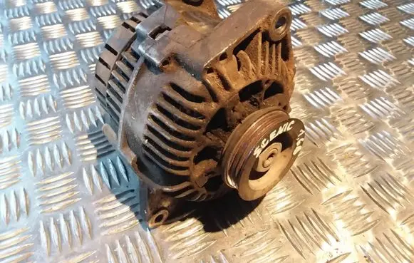 Renault Megane I Generator/alternator 7700424583
