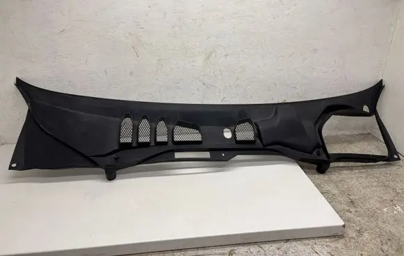 Volvo S70 V70 V70 XC Wiper trim 9127584