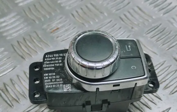 Mercedes-Benz A W176 Multifunctional control switch/knob A2469009802