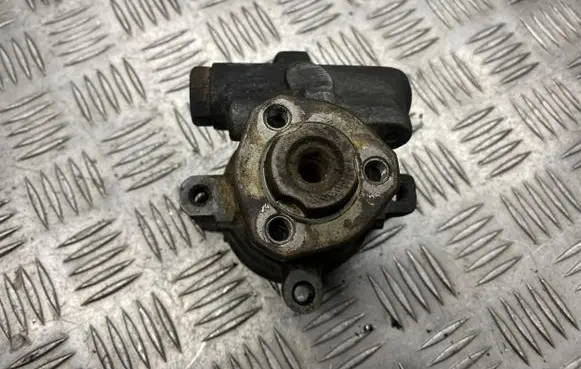 Volkswagen Polo III 6N 6N2 6NF Power steering pump 1J0422155C 26056532