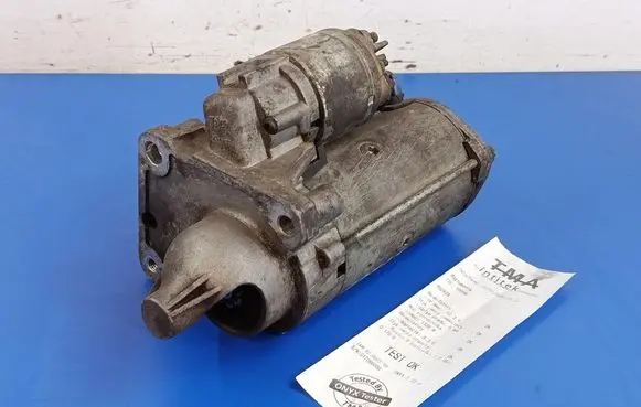 Peugeot 308 Starter motor 9662854180
