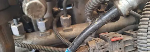 Opel Zafira B Fuel main line pipe 55200266
